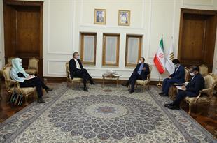 Outgoing Netherland ambassador says farewell to Iran FM