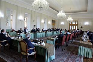 Foreign Ministry, Iran Chamber of Commerce Hold 1st Consultation Forum