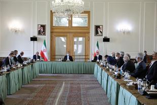 Foreign Ministry, Iran Chamber of Commerce Hold 1st Consultation Forum