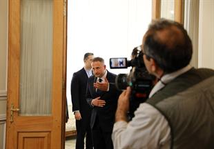 Present the credentials of the new Polish Ambassador