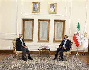 ECO’s secretary General meets Iran FM