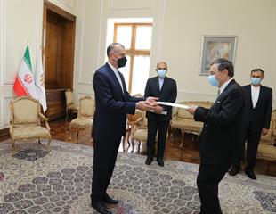New Spain ambassador meets Iran FM