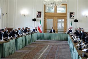 Foreign Ministry, Iran Chamber of Commerce Hold 1st Consultation Forum