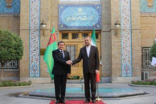 Iranian, Turkmen FMs